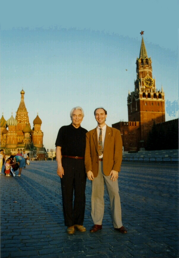 Biographie 94.lyubimov place rouge